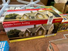 HORNBY SKALEDALE GRANITE STATION BUILDING
