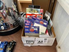 BOX OF ASSORTED MODEL TRAIN FEATURES & ACCESSORIES