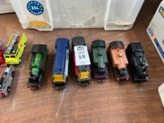 6X ASSORTED MODEL TRAINS INC. HORNBY & MAINLINE