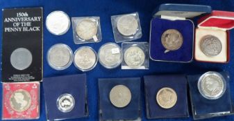 Coins, a selection of 16 British commemorative coins to include 1998 silver Britannia £2, 1972