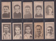 Trade cards, Football, Clifford Series, Footballers, 25/50 including Billy Shankly (staple holes