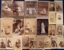 Photographs, 200 Cartes de Visite and Cabinet Cards of Victorian families and individuals