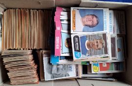 Trade cards, Football, A&BC Gum approx. 1100 cards from various series including Blue back (270