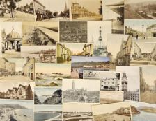 Postcards, a mixed mainly UK topographical collection of over 550 cards, mostly general