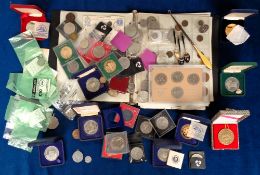 Coins and Collectables, a selection of UK pre decimal and decimal coinage and foreign coins to