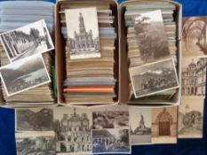 Postcards, a mixed age collection of over 1600 cards, the majority foreign. Includes Spain,