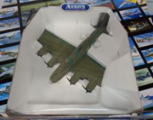Model Aeroplanes, two Franklin Mint Armour Series aircraft diecast models, B17 Memphis Belle and B17