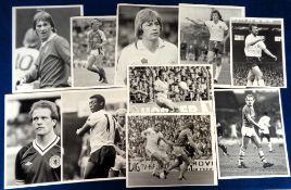 Football press photos, a collection of approx. 65 b/w press photo's, various sizes, mostly action