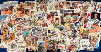 Trade cards, a collection of approx. 500 European trade cards, many different Countries & issuers