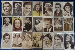 Postcards, a mixed cinema collection of approx. 170 cards, the majority actresses with a few actors.
