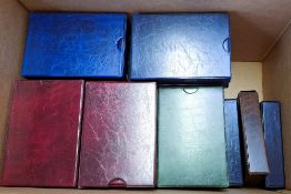 Cigarette card accessories, 32 modern albums, for storing cigarette cards, slightly smaller '