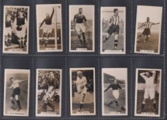 Cigarette cards, Pattreiouex Footballers in Action (set 78 cards) including Matt Busby & Dixie