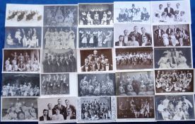 Postcards, Music Hall, a collection of approx. 100 cards of music hall entertainers, mainly