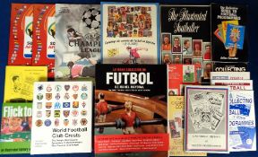 Football collectors books, selection of collecting books inc. 'La Gran Coleccion de Futbol de