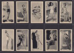 Cigarette cards, 10 sets Faulkner Old Sporting Prints, Wills Overseas Regimental Standards, Murray