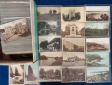 Postcards, a mixed UK topographical collection of over 400 cards. Mainly towns, villages, street
