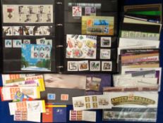 Stamps, GB QEII collection, UM, to include 19 Prestige booklets, yearpacks for 1985 & 1986, 13 loose