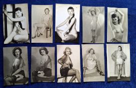 Postcards and Photographs, Glamour, 21 b/w cards showing the Windmill Girls, Folies Bergere and