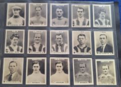 Cigarette cards, Godfrey Phillips K size Footballers (address 'Pinnace' printing), over 610 cards