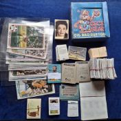 Trade cards, Interesting mixture in shoebox, mainly gum issues including Topps Gross Bears Buttons