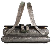 VINTAGE Handtasche aus den 1950er Jahren, grau melierter Kunststoff, bauchig getreppter ...