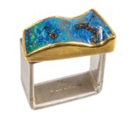 Opalring, SILBER 925/000, sig. Konn Art, Australischer Boulder-Opal in einer Goldfassung, ...