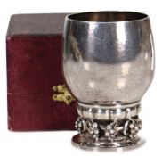 Weinbecher GEORG JENSEN aus der Collection: THE GRAPE COLLECTION, SILBER 925/000, sig. DENMARK ...
