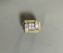 TRAVAIL ANNEE 40. BAGUE TANK en or jaune 18k (750 millièmes)
