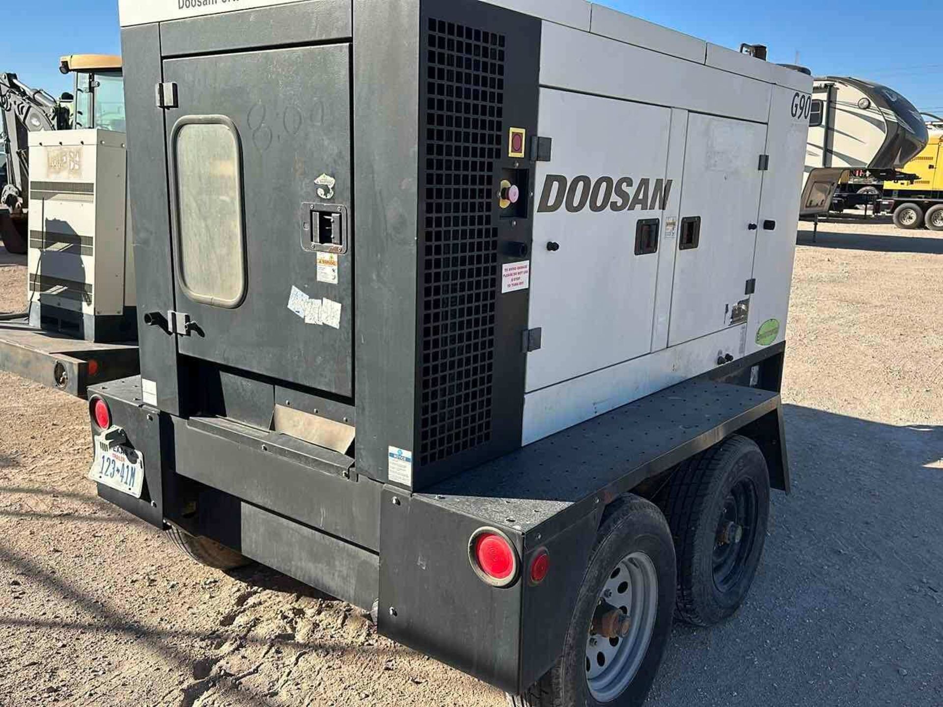 2012 DOOSAN - Image 3 of 9