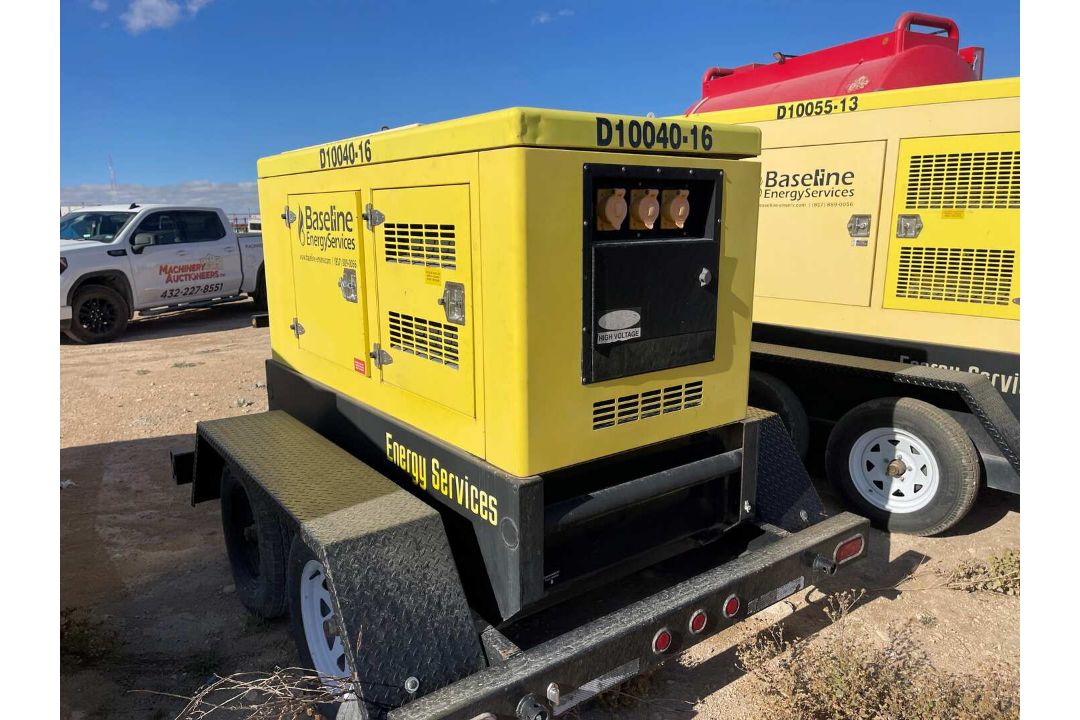 2013 HIPOWER 40KW GENERATOR - Image 3 of 9