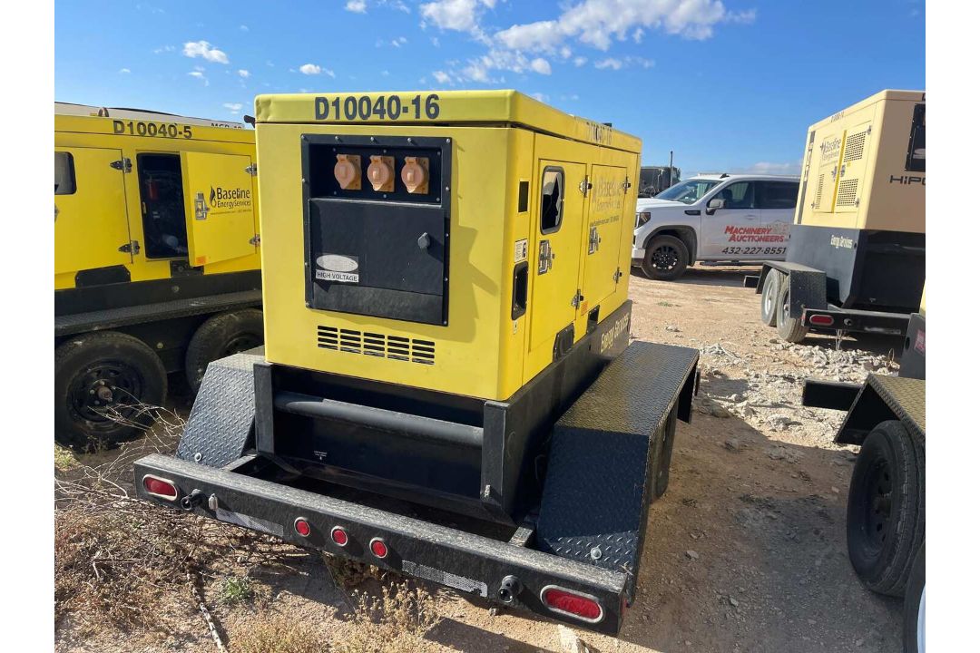2013 HIPOWER 40KW GENERATOR - Image 2 of 9