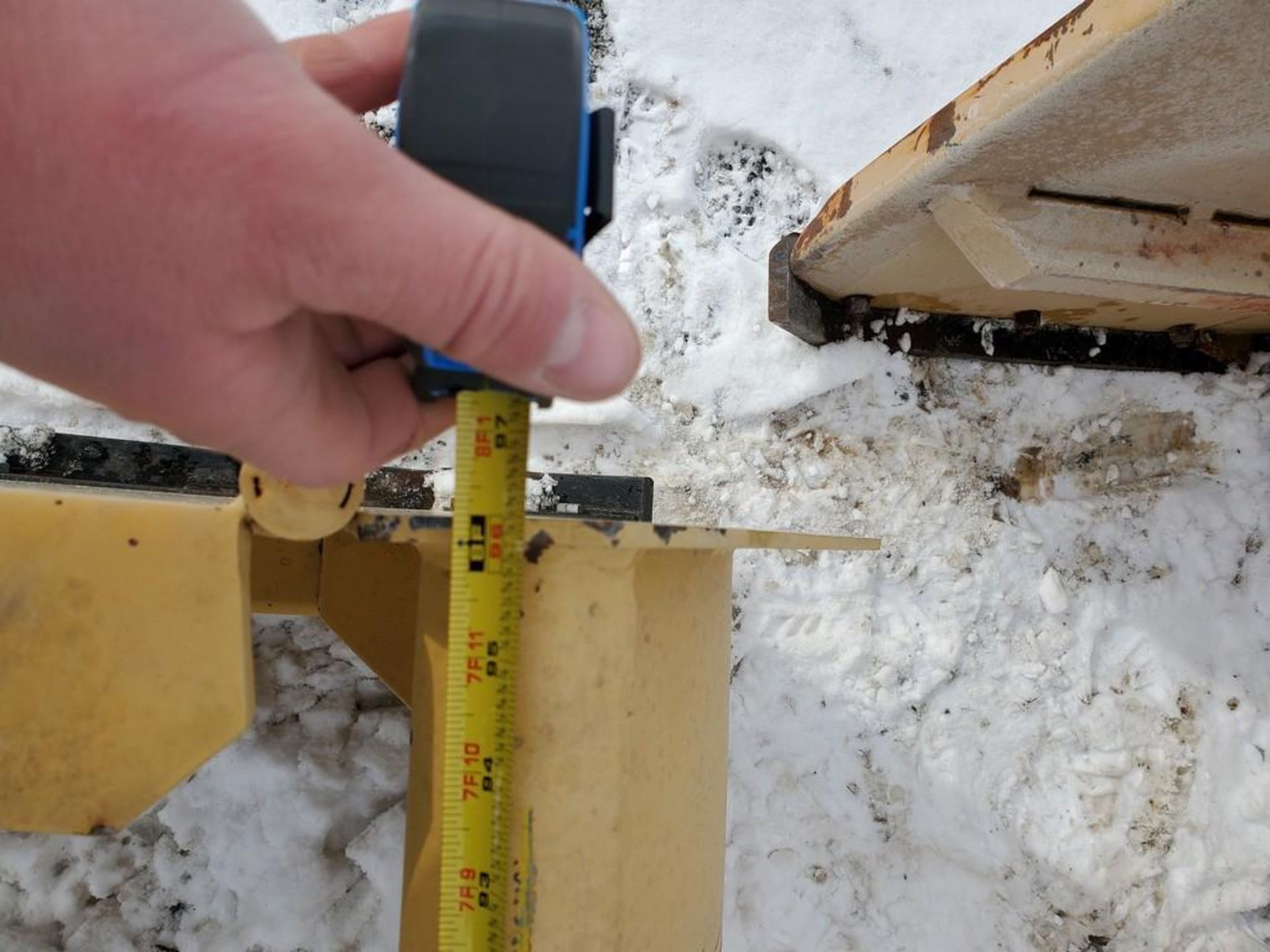 Snow Pusher - Image 9 of 10