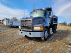 2000 Mack CH612 Dump Truck 'Title in the Office'