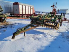 John Deere 710 Disc Chisel