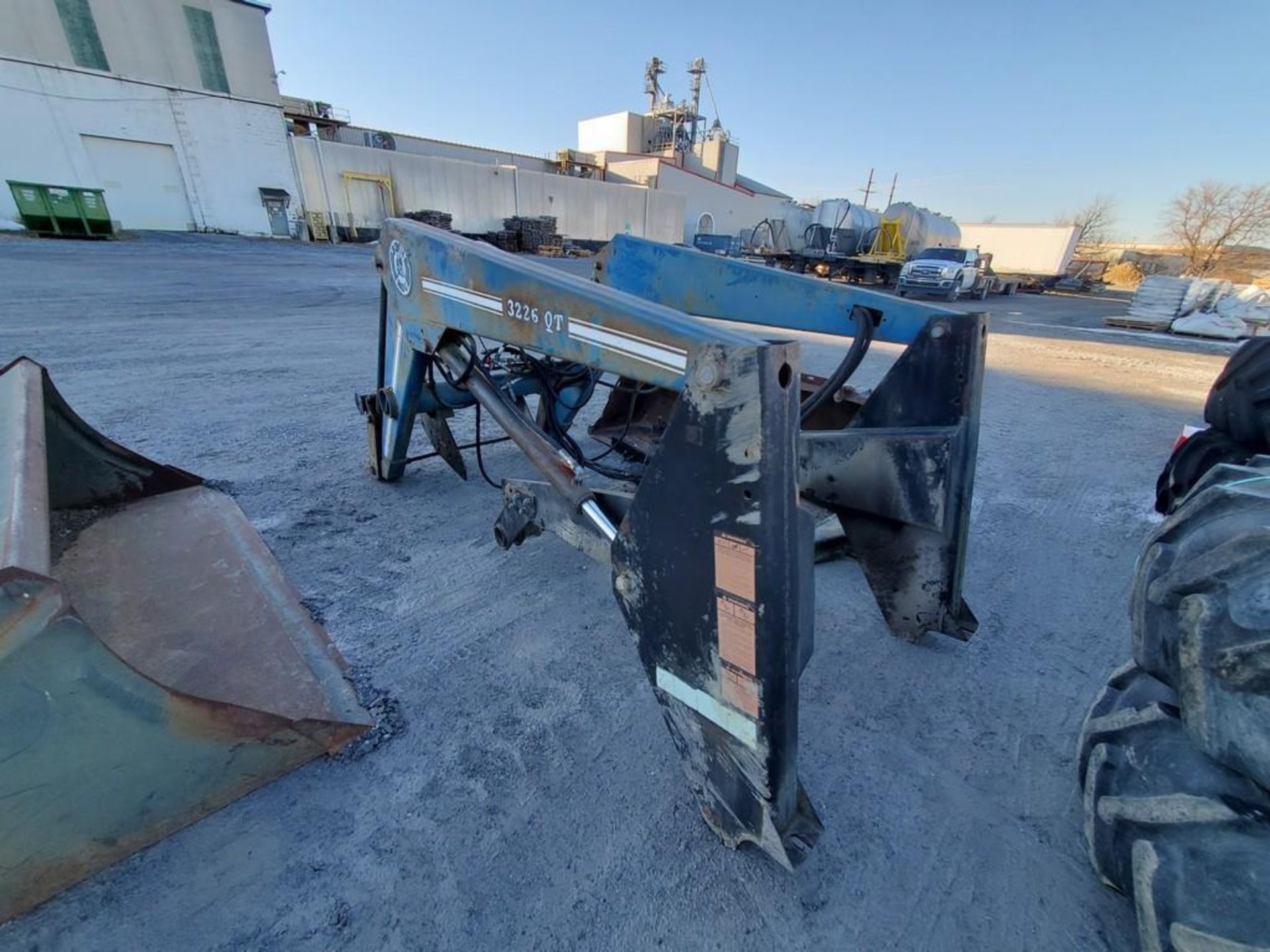 Bush Hog 3226QT Loader - Image 10 of 23