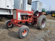 Farmall 706 Tractor 'Runs & Operates'