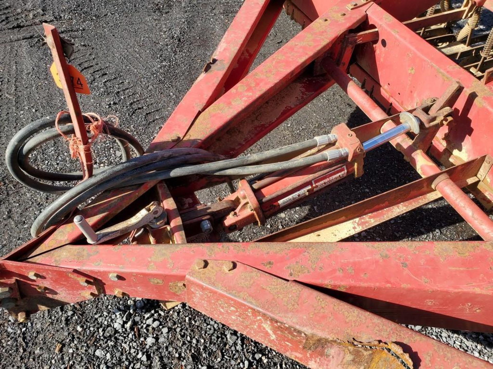 International 5100 Grain Drill - Image 10 of 22