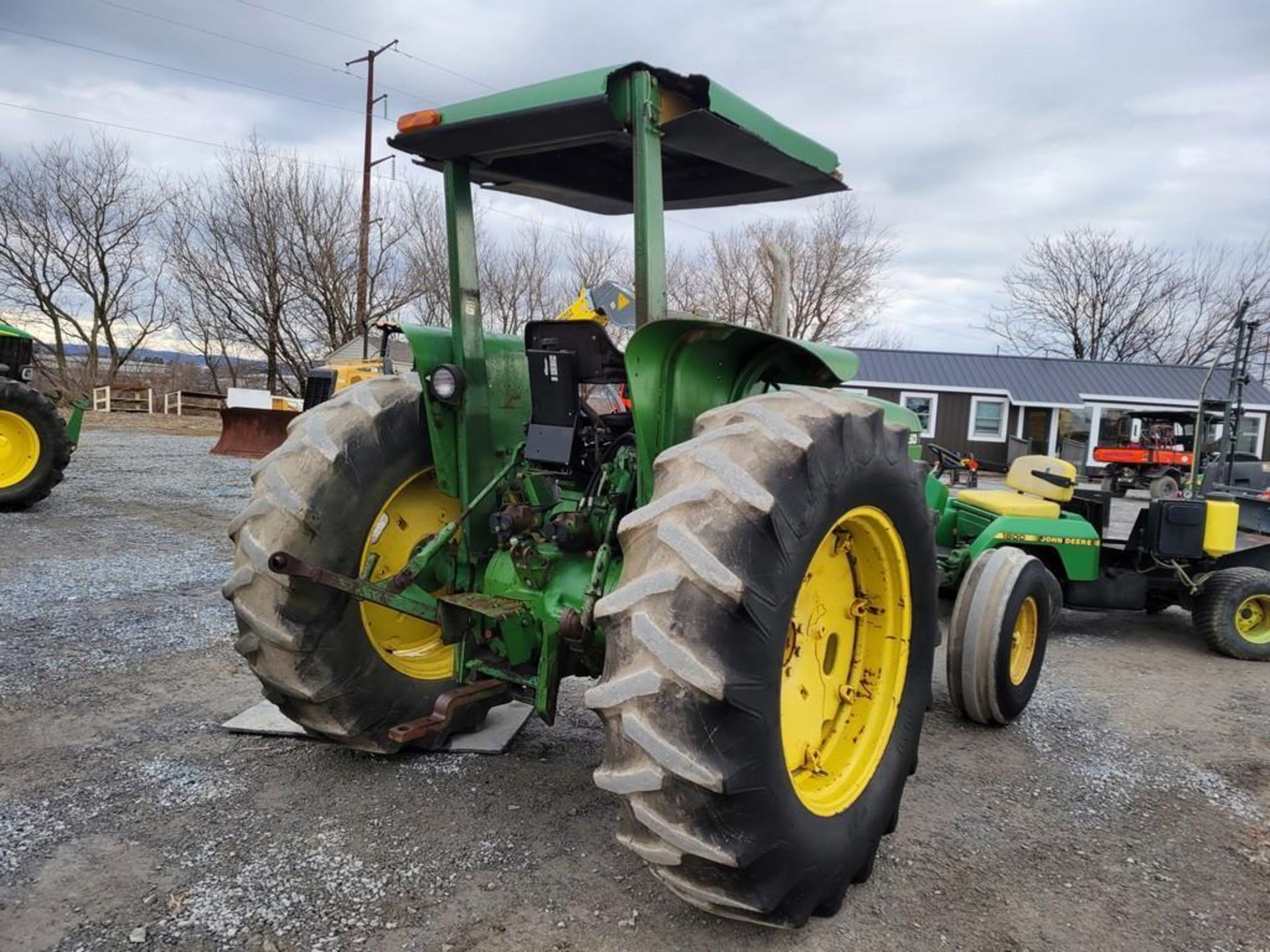 John Deere 2750 Tractor 'Runs & Operates' - Image 14 of 38