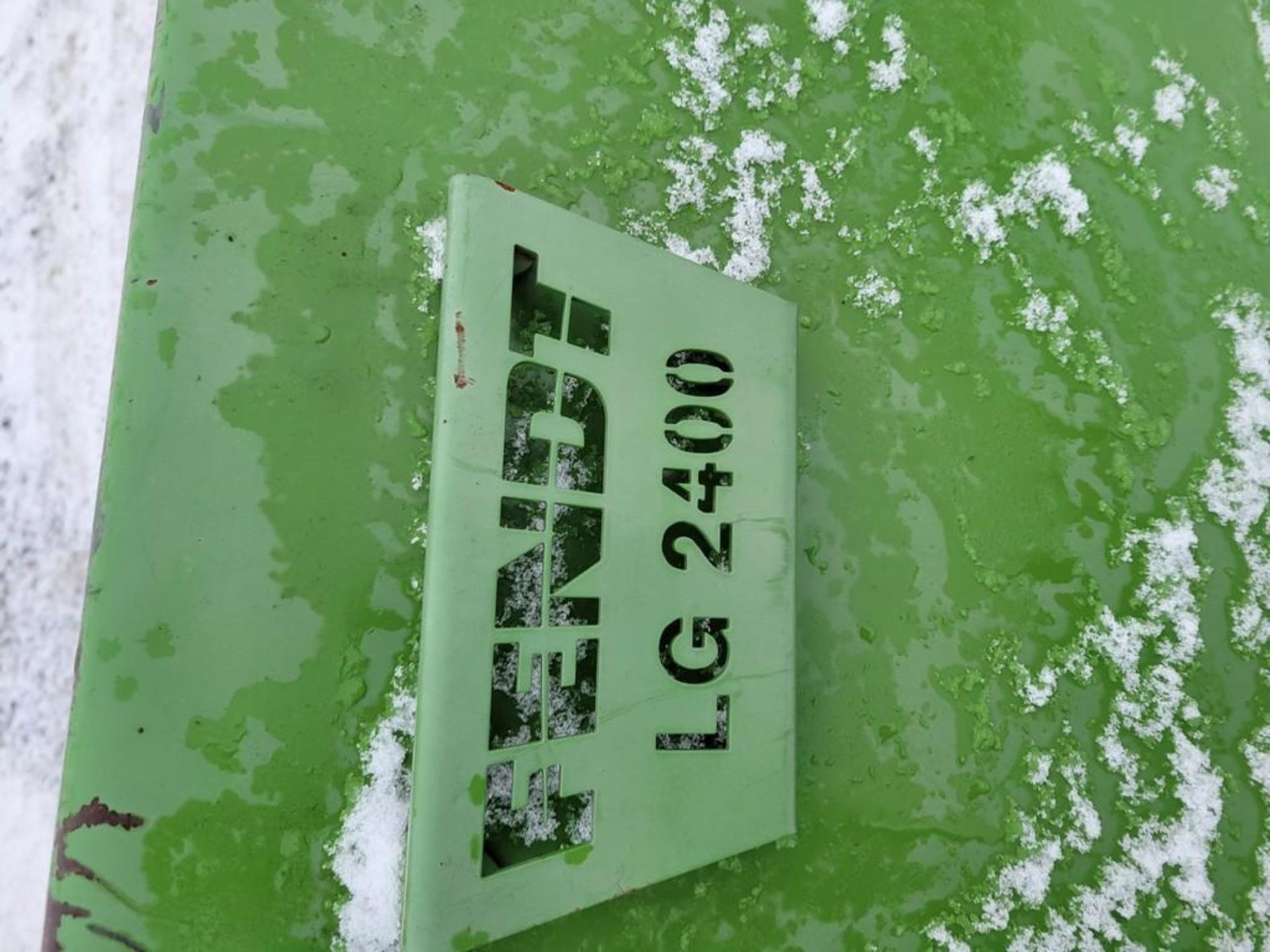 2018 Fendt LG2400 Loader Bucket - Image 8 of 12