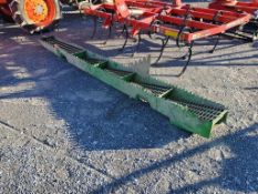 John Deere Straw Walker