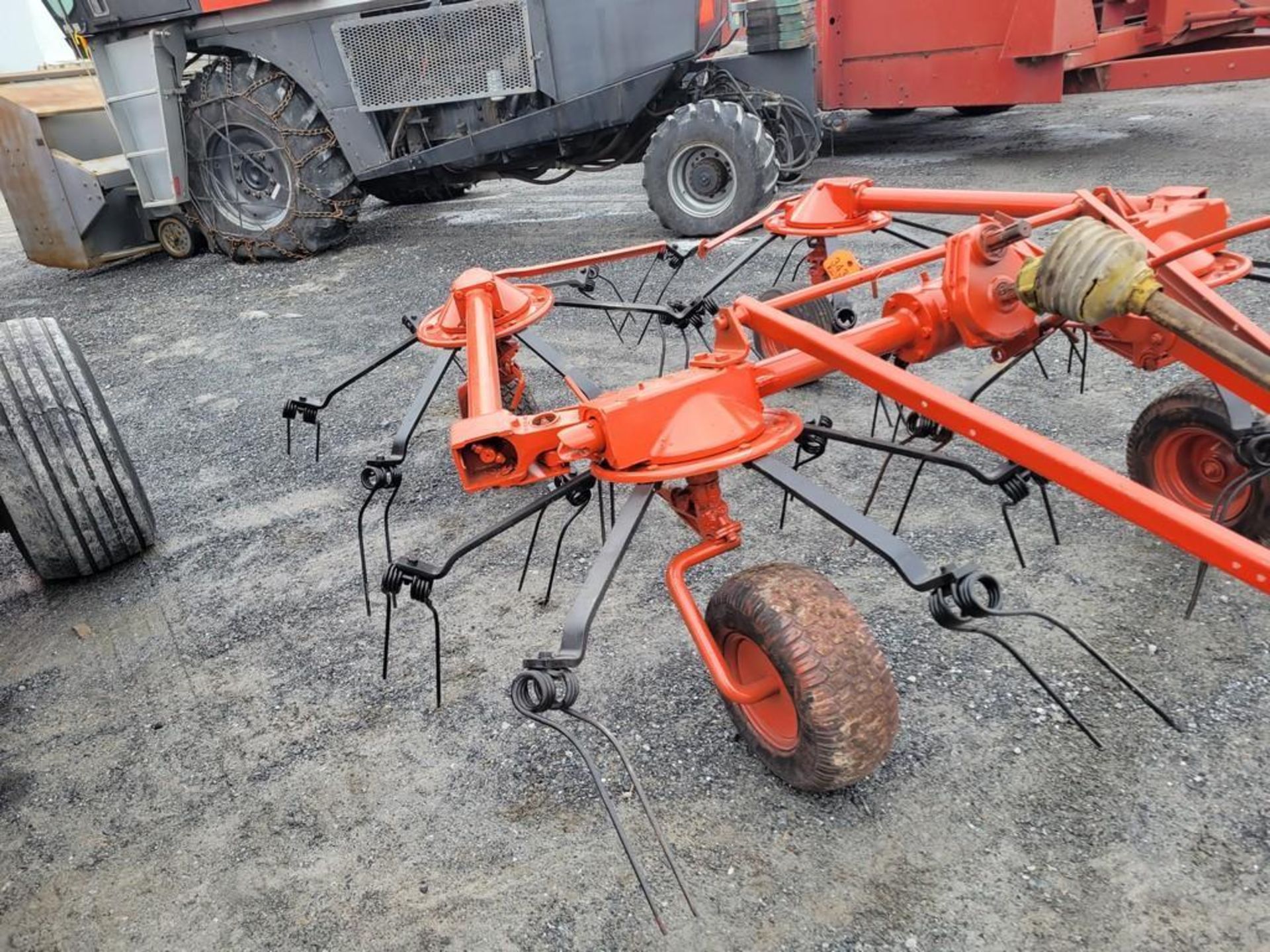 Kuhn Tedder - Image 3 of 18