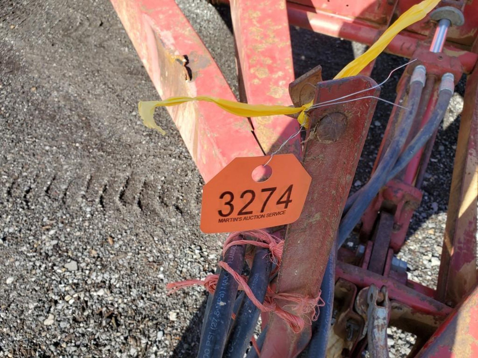 International 5100 Grain Drill - Image 17 of 22