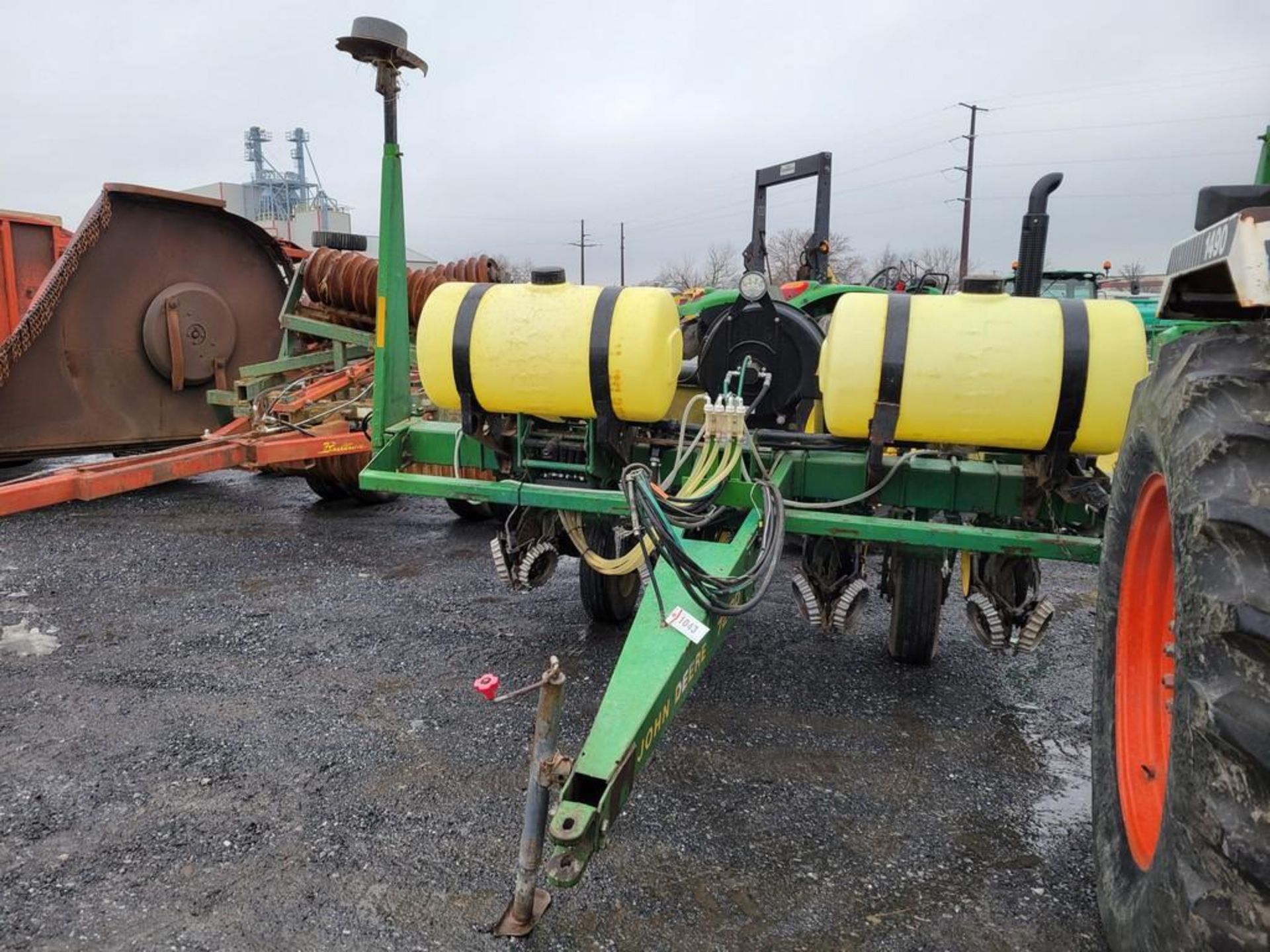 John Deere 7200 Corn Planter - Image 2 of 30