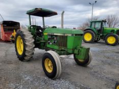 John Deere 2750 Tractor 'Runs & Operates'
