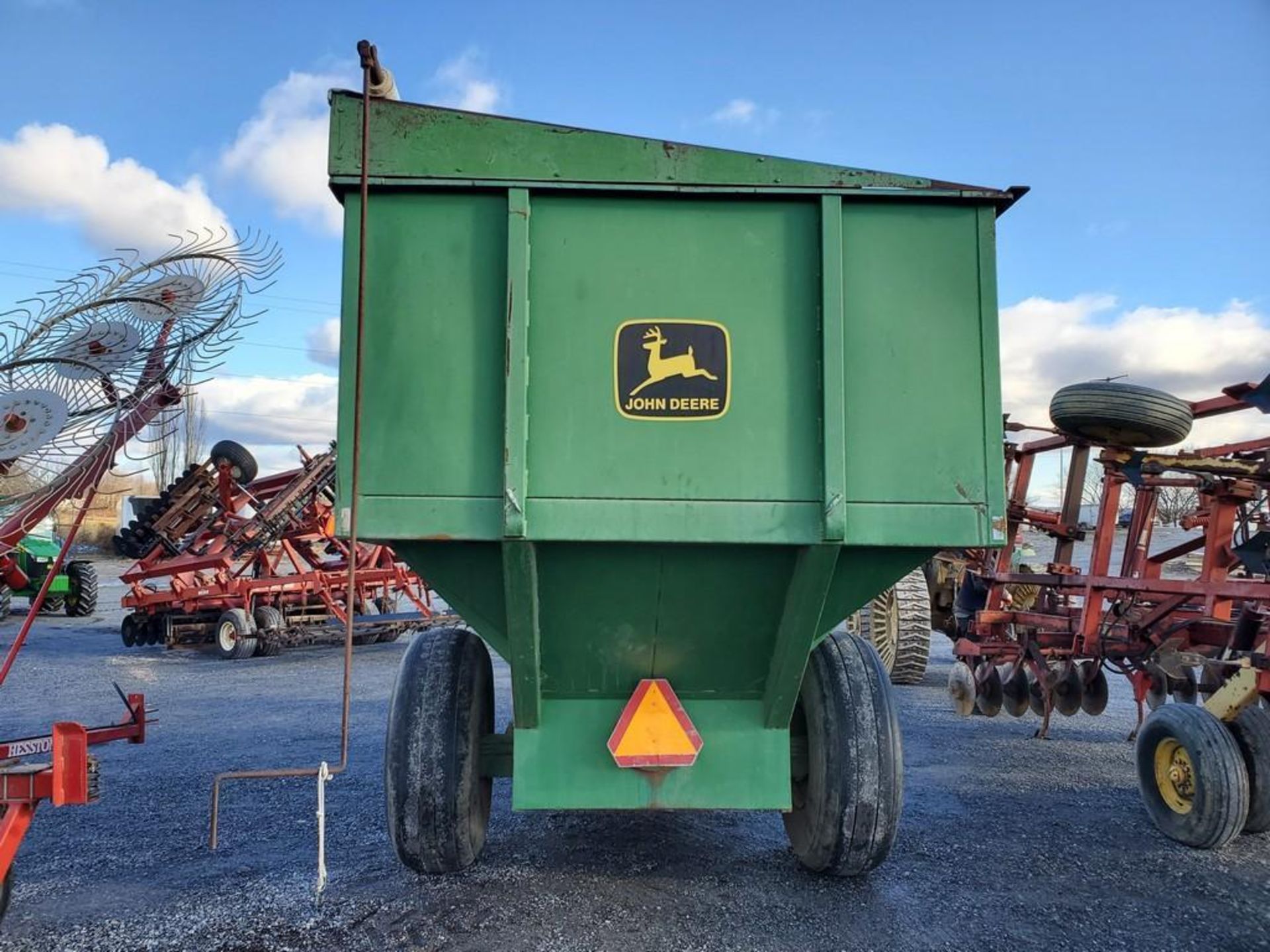 John Deere 400 Grain Cart - Image 7 of 19