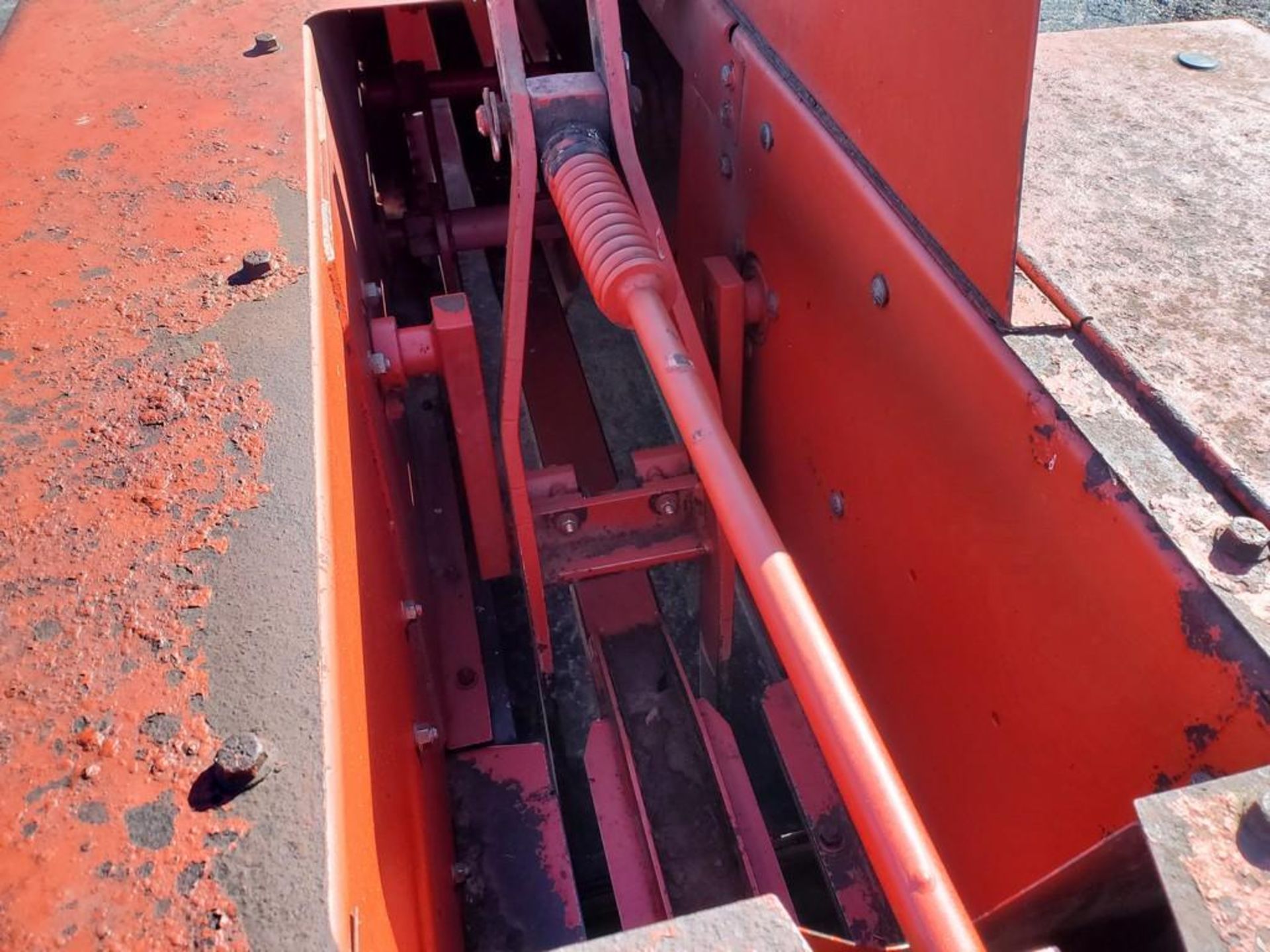 New Holland 575 Small Square Baler - Image 23 of 26