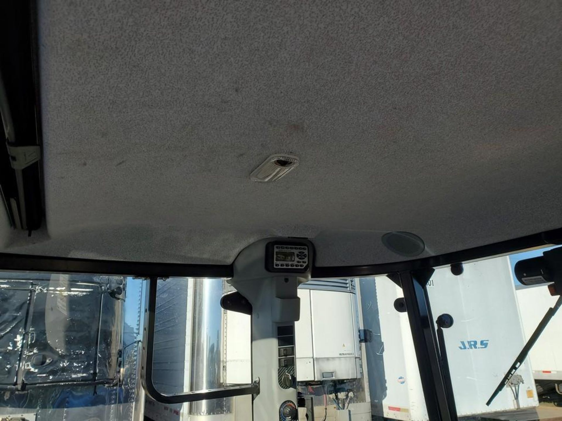 2015 New Holland T4.100 Cab Loader Tractor 'Ride & Drive' - Image 37 of 49