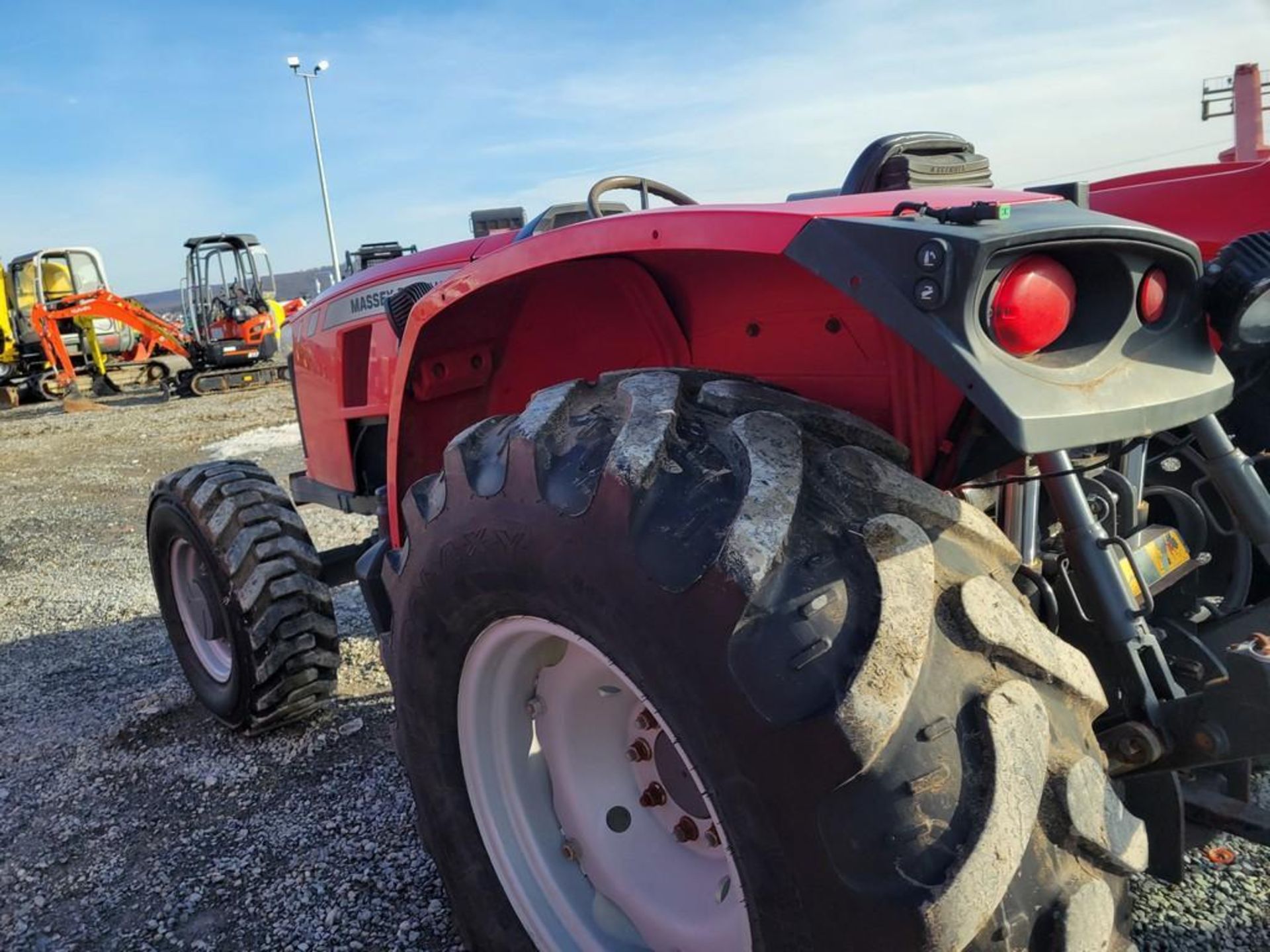 2021 Massey Ferguson 4707EP Tractor 'Ride & Drive' - Image 18 of 41