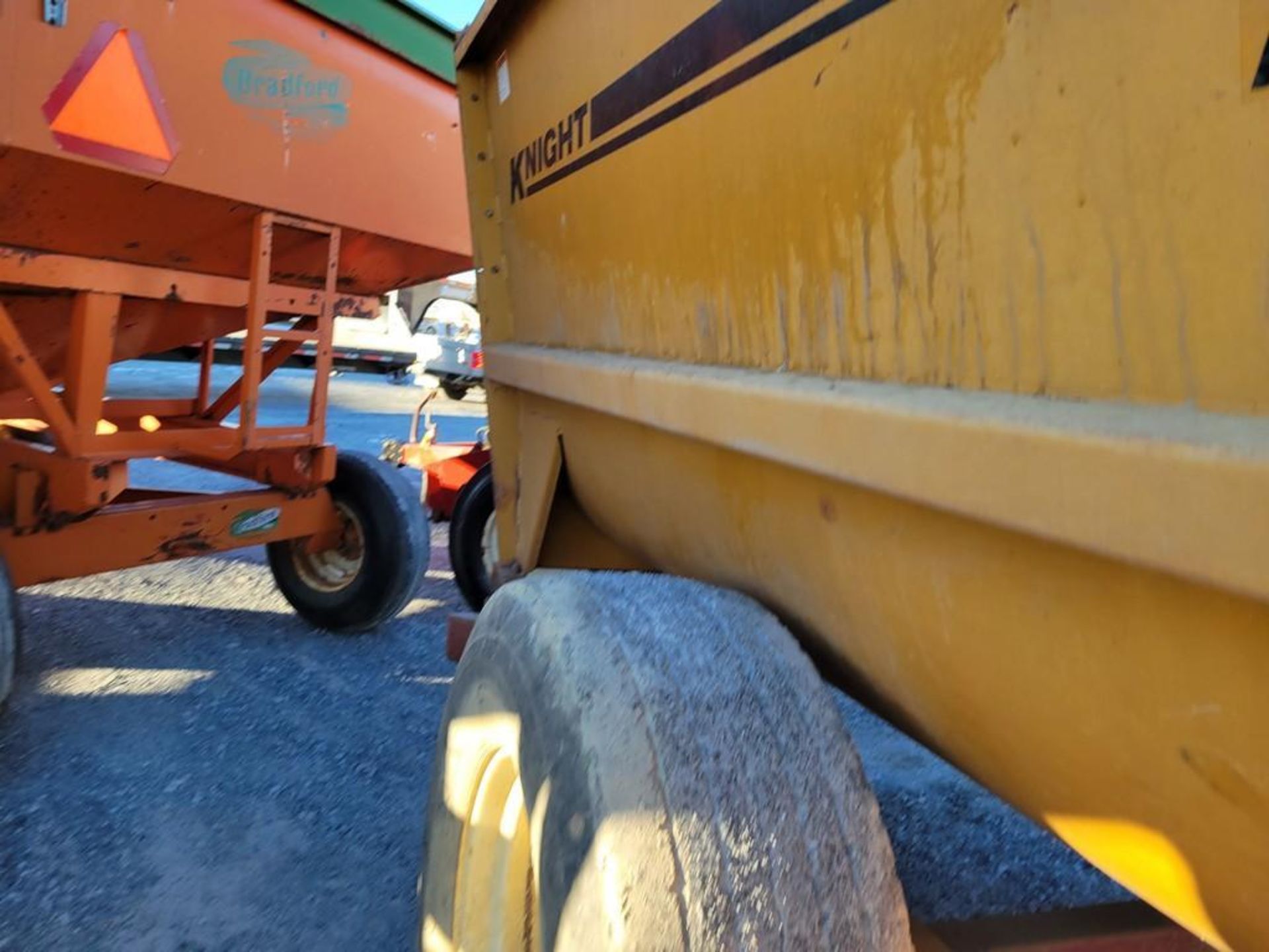 Knight 3020 Mixer Wagon - Image 8 of 33
