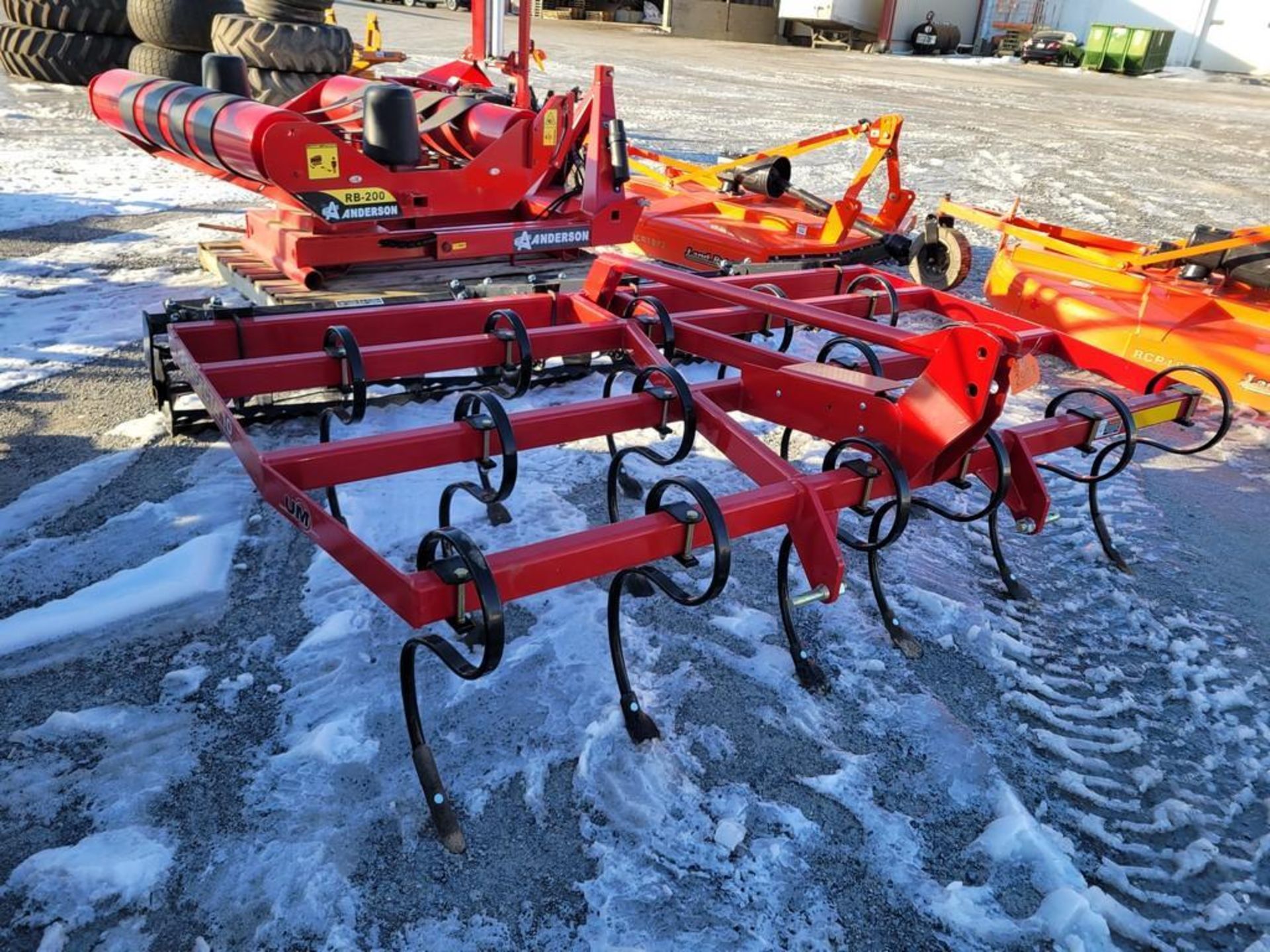 Unverferth Perfecta 10 Cultivator 'NEW' - Image 2 of 16